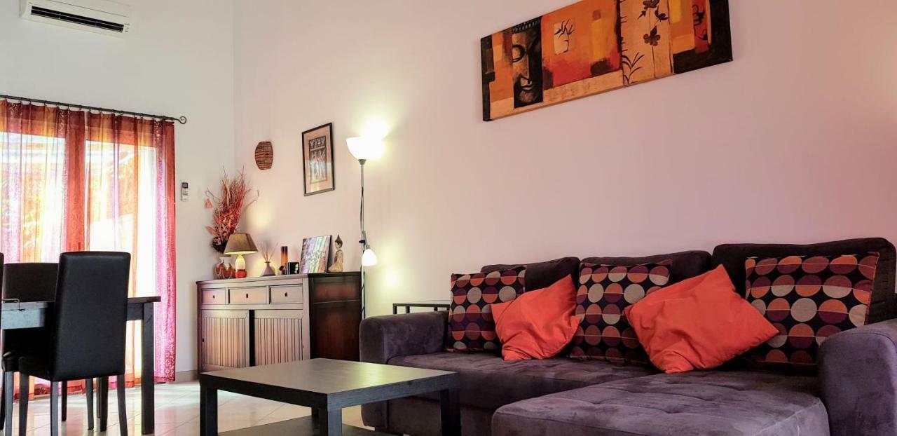 Maison Avec Jardin Au Calme La Crau Ngoại thất bức ảnh